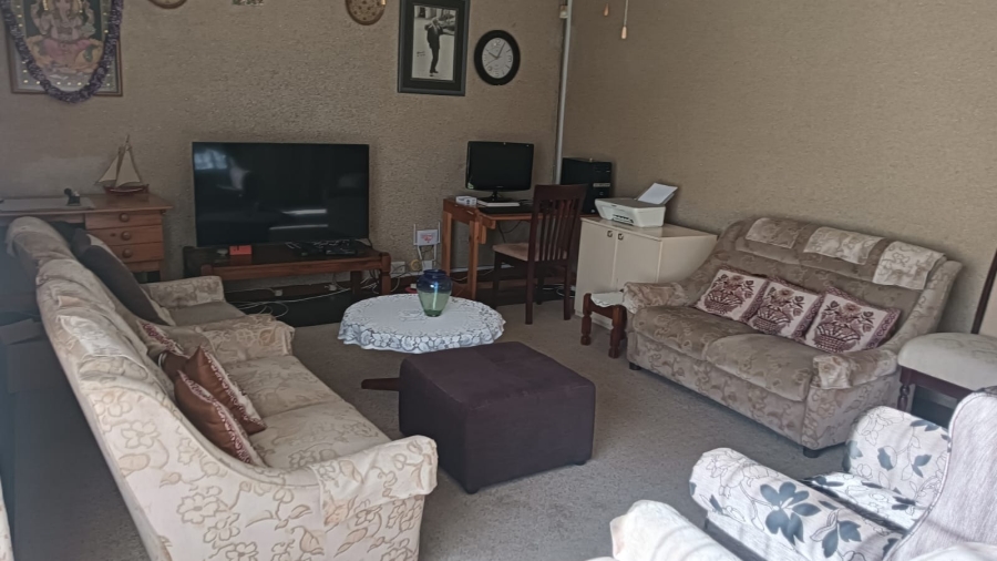 3 Bedroom Property for Sale in Amalinda Eastern Cape